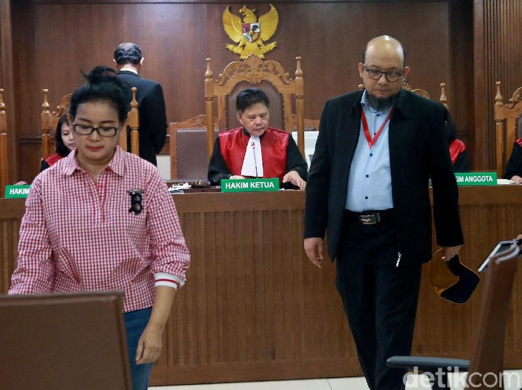 Novel Baswedan Bersaksi di Sidang Markus Nari Novel Baswedan Bersaksi di Sidang Markus Nari