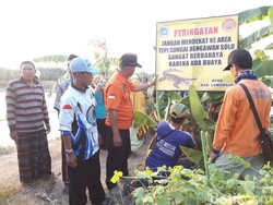Lokasi Penampakan Buaya Dipasang Papan Peringatan dan Digaris Polisi