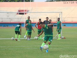 Menjamu Borneo FC, Lima Pemain Persebaya Absen