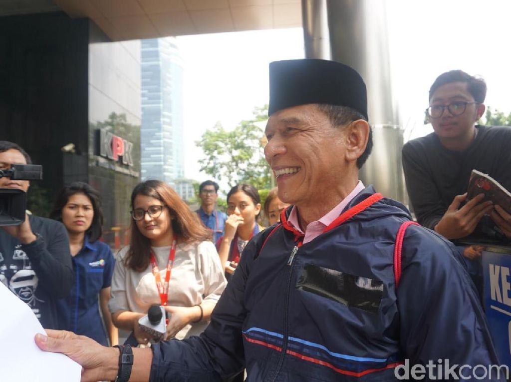 Rizal Djalil Bantah Pernah Berpolemik dengan Ahok Rizal Djalil Bantah Pernah Berpolemik dengan Ahok
