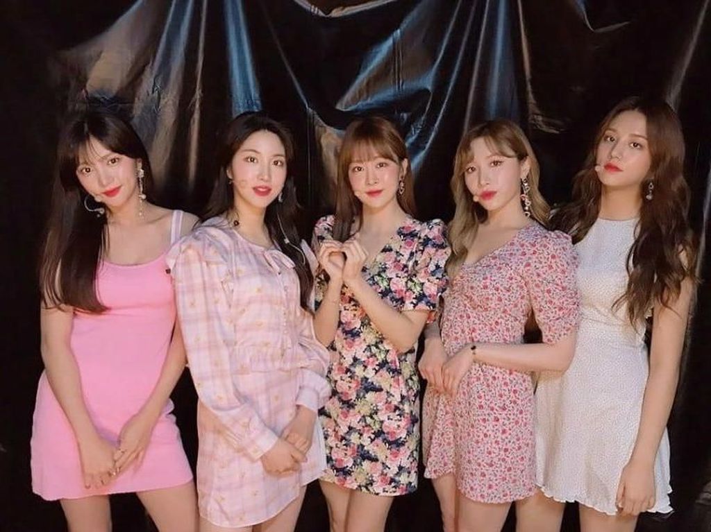 3 Tahun Tak Makan Nasi, Begini Penampilan Personel Girlband K-pop Laboum 3 Tahun Tak Makan Nasi, Begini Penampilan Personel Girlband K-pop Laboum