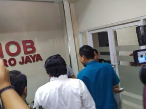 Pengacara Klaim Munarman-Tersangka Kasus Ninoy Cuma Konsultasi Hukum Pengacara Klaim Munarman-Tersangka Kasus Ninoy Cuma Konsultasi Hukum