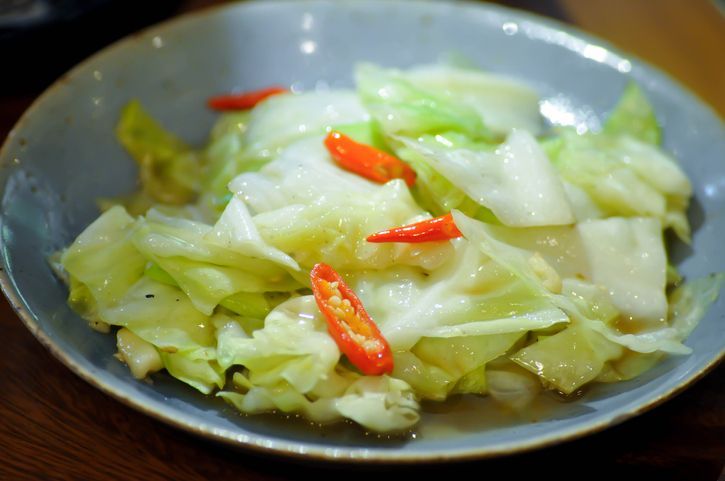 stir fied  cabbage, stir-fried cabbage with chili