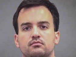 Bocorkan Informasi Rahasia ke Kekasih, Analis Pemerintah AS Ditangkap