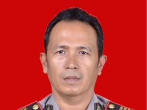Profil Kapolsek Menes Kompol Dariyanto yang Ikut Ditusuk Bersama Wiranto Profil Kapolsek Menes Kompol Dariyanto yang Ikut Ditusuk Bersama Wiranto