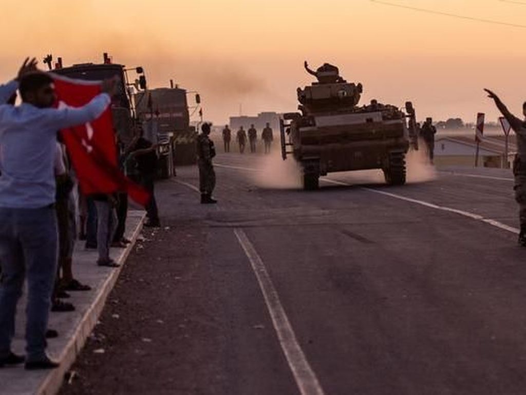 Militer Turki Kuasai Perbatasan Suriah Militer Turki Kuasai Perbatasan Suriah