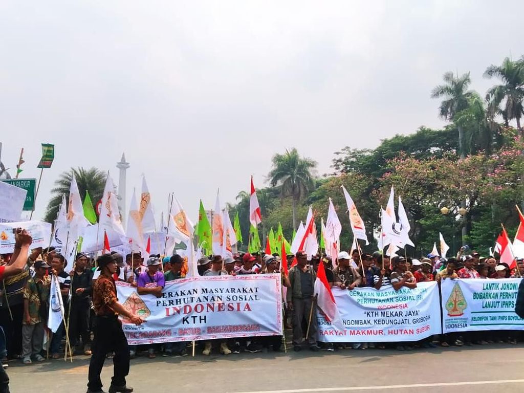 Ada Demo Massa Petani, Lalin di Patung Kuda ke Arah Istana Ditutup Ada Demo Massa Petani, Lalin di Patung Kuda ke Arah Istana Ditutup