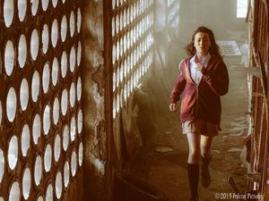 Perankan SIN, Mawar De Jongh Diminta Tampil Lebih Terbuka Perankan SIN, Mawar De Jongh Diminta Tampil Lebih Terbuka