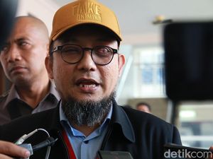 Novel Baswedan Bersedih di Hari Antikorupsi: Banyak Serangan Lemahkan KPK Novel Baswedan Bersedih di Hari Antikorupsi: Banyak Serangan Lemahkan KPK