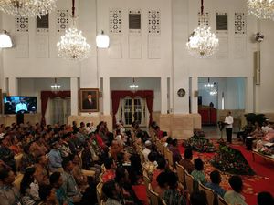 Jokowi Sentil Perhutani: Jangan Sampai Lebih Kolonial dari Kolonial Jokowi Sentil Perhutani: Jangan Sampai Lebih Kolonial dari Kolonial