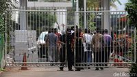 Suasana Terkini di RSPAD Gatsu Setelah Wiranto Tiba