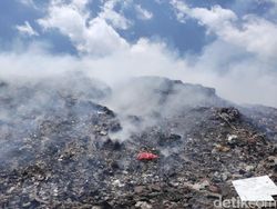 TPA Antang Makassar Melebihi Kapasitas, Sampah Menggunung 50 Meter