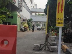 Ambulans yang Bawa Wiranto Tiba di RSPAD Gatot Subroto