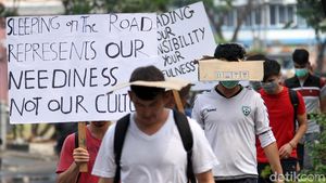Pencari Suaka Aksi Long March ke Kebon Sirih