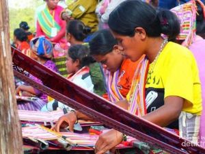 Mengenal Pesta Panen dari Negeri Para Usif NTT Mengenal Pesta Panen dari Negeri Para Usif NTT