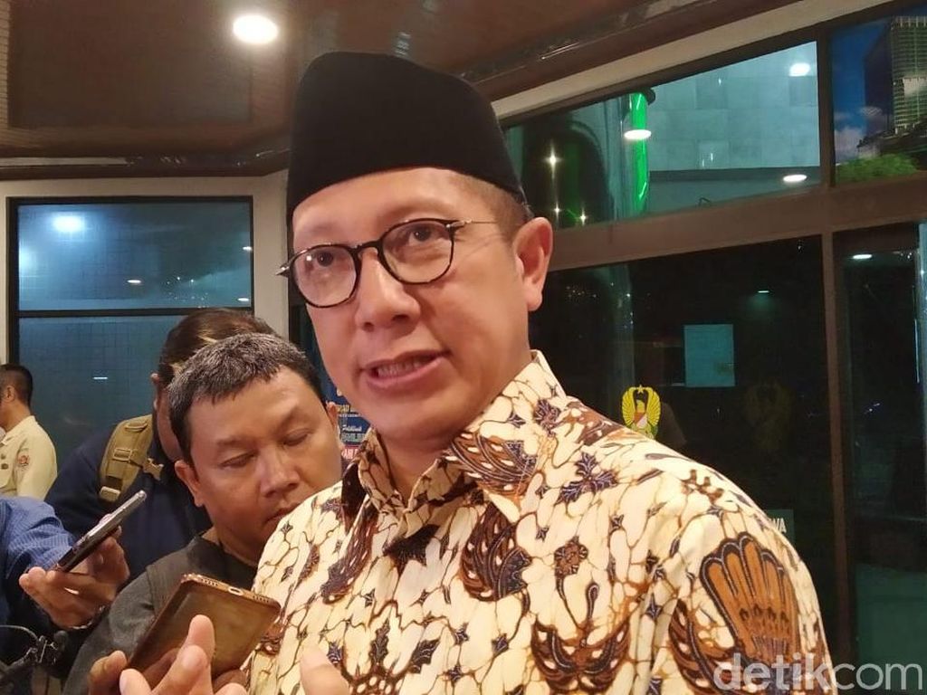 Mantan Menag Lukman Hakim Saifuddin Datangi KPK