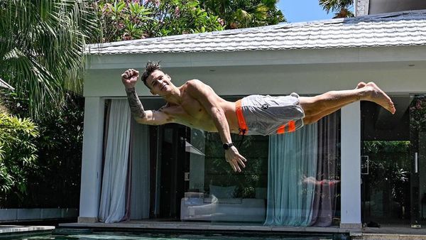 Rider MotoGP Fabio Quartararo Melepas Penat di Bali