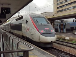 Kereta Cepat di Prancis Bermasalah, Ribuan Penumpang Terlantar