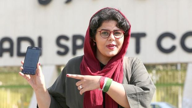 Wanita Boleh Tonton Sepak Bola di Iran, Tiket Laris Terjual