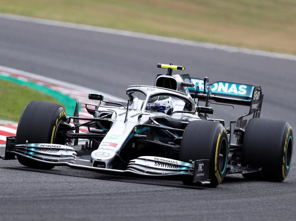 Sempat Crash dengan Grosjean, Bottas Kuasai FP2 GP Abu Dhabi Sempat Crash dengan Grosjean, Bottas Kuasai FP2 GP Abu Dhabi