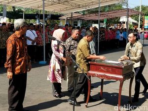 372 Cakades di Situbondo Deklarasi Damai dan Anti Politik Uang 372 Cakades di Situbondo Deklarasi Damai dan Anti Politik Uang