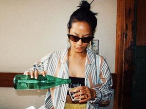 Intip Gaya Eksotis Kulineran Tara Basro, Pemeran Perempuan Tanah Jahanam