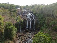 Dijuluki Negeri 1001 Air Terjun Ini Rekomendasi Wisata Di