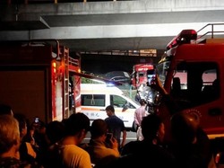 Jalan Layang Ambruk dan Timpa Mobil di China, 3 Orang Tewas