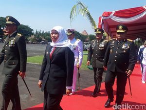 4 Tokoh Ini akan Terima Lencana Jer Basuki Mawa Beya di Hari Jadi Jatim 4 Tokoh Ini akan Terima Lencana Jer Basuki Mawa Beya di Hari Jadi Jatim
