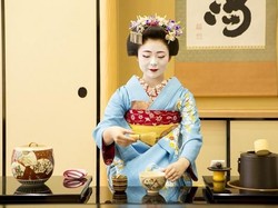 Mau Ngeteh Bareng Geisha? Tak Perlu ke Jepang, Bisa Secara Online