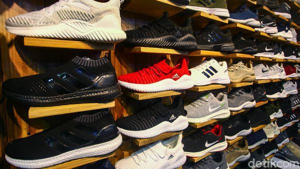 Sepatu Impor Vietnam Kepung Pasar RI