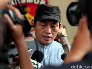 Ninoy Karundeng Terima Maaf Tersangka Penganiaya, Kasus Tetap Lanjut Ninoy Karundeng Terima Maaf Tersangka Penganiaya, Kasus Tetap Lanjut