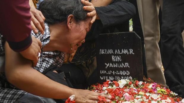 Polisi Akui Tetapkan Akbar Alamsyah Tersangka Aksi Ricuh DPR