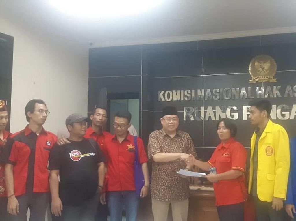 Koalisi Sipil Adukan Dugaan Pelanggaran HAM Saat Demo DPR ke Komnas HAM Koalisi Sipil Adukan Dugaan Pelanggaran HAM Saat Demo DPR ke Komnas HAM