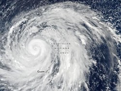 Ngeri! Penampakan Topan Super Hagibis dari Angkasa