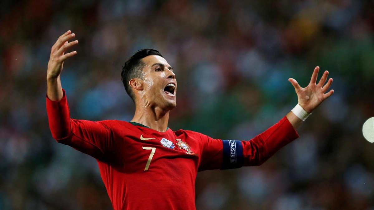 Cristiano Ronaldo selangkah lagi menuju golnya yang ke-700 (Foto: REUTERS/Rafael Marchante)