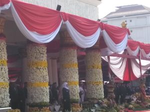 Gubernur Khofifah Pimpin Upacara Hari Jadi Provinsi Jatim Gubernur Khofifah Pimpin Upacara Hari Jadi Provinsi Jatim