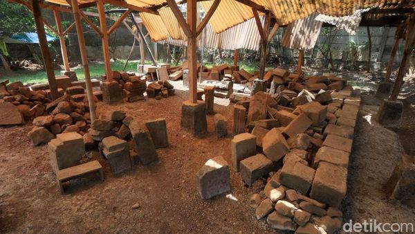 Melihat Situs Candi Bojongmenje yang Terbengkalai