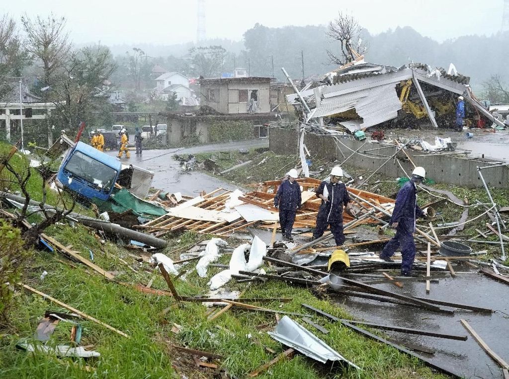 Korban Tewas Topan Hagibis Jepang Bertambah Jadi 10 Orang Korban Tewas Topan Hagibis Jepang Bertambah Jadi 10 Orang