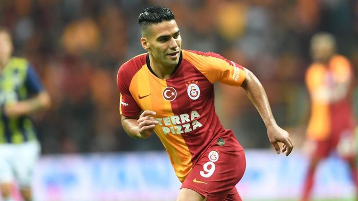 Radamel Falcaot menyebut Galatasaray membidik tiga poin saat menghadapi Real Madrid di Liga Champions (Foto: Ozan KOSE / AFP) Radamel Falcaot menyebut Galatasaray membidik tiga poin saat menghadapi Real Madrid di Liga Champions (Foto: Ozan KOSE / AFP)