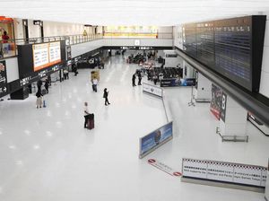 Transportasi di Jepang Ditutup Sementara Imbas Topan Hagibis Transportasi di Jepang Ditutup Sementara Imbas Topan Hagibis