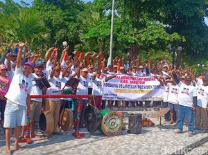 Dukung Pelantikan Jokowi, Ratusan Pengemudi Bentor Madiun Keliling Kota