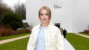 5 Momen Kece & Stylish Maddison Brown, Pacar Baru Liam Hemsworth