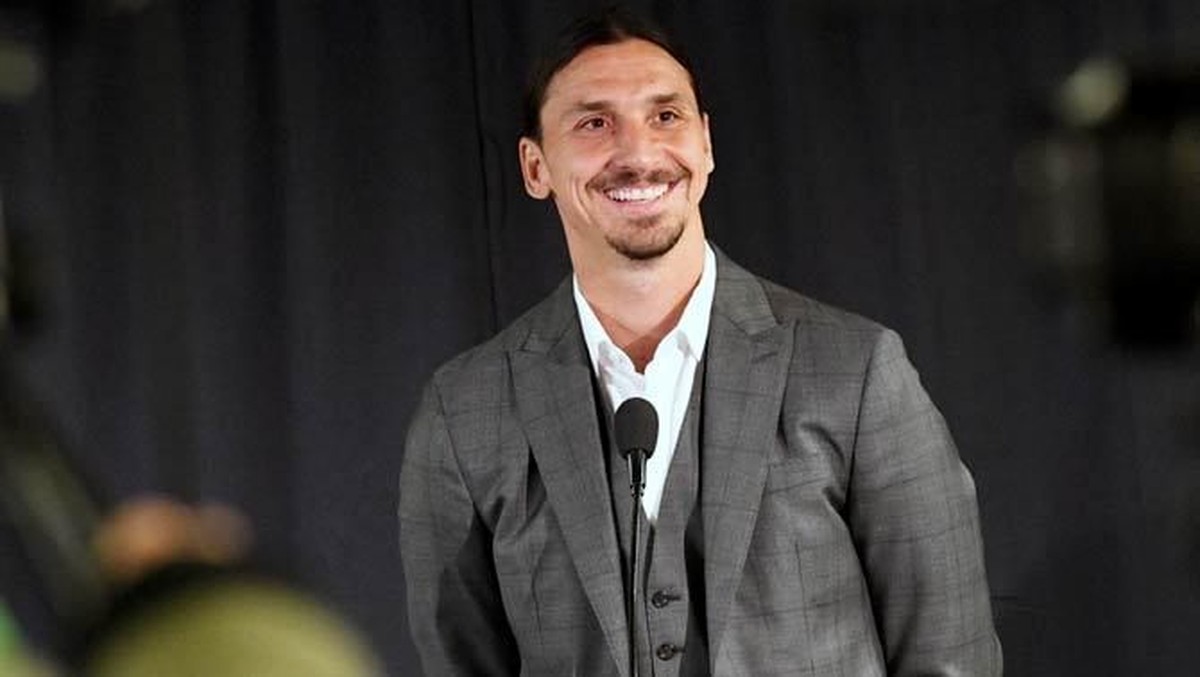 Zlatan Ibrahimovic dikabarkan merapat ke AC Milan. (Foto: Reuters)