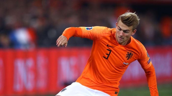 Performa buruk Matthijs de Ligt bersama Juventus berlanjut saat membela timnas Belanda (Foto: Dean Mouhtaropoulos/Getty Images,) Performa buruk Matthijs de Ligt bersama Juventus berlanjut saat membela timnas Belanda (Foto: Dean Mouhtaropoulos/Getty Images,)