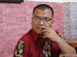 Ancang-ancang Tarung Denny Indrayana vs Sahbirin Berlanjut ke MK 