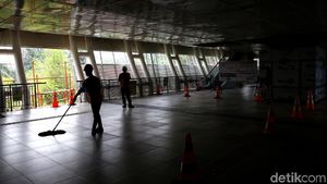 Melihat Lebih Dekat Stasiun LRT Harjamukti di Cibubur