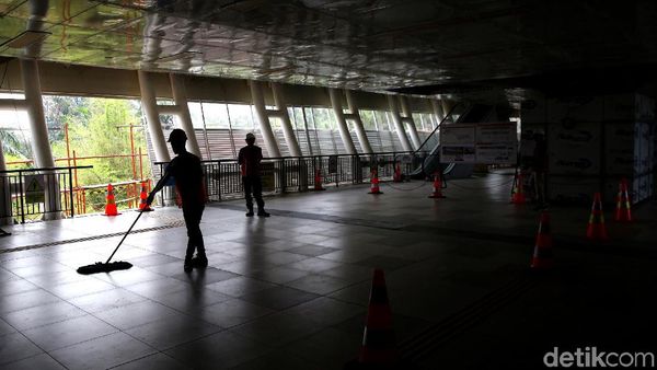 Melihat Lebih Dekat Stasiun LRT Harjamukti di Cibubur