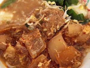 Lagi Galau? Sarapan Saja Burbacek yang Gurih Enak Tak Karuan