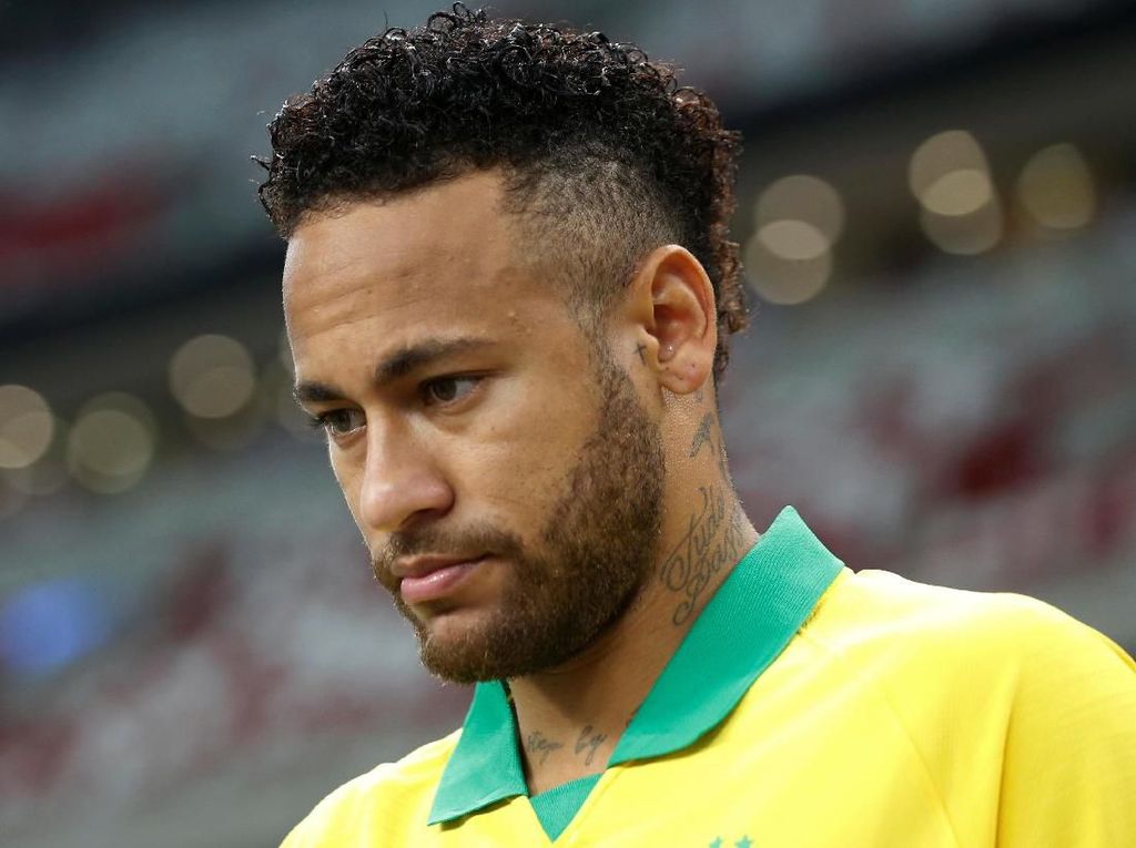 Cedera Hamstring, Neymar Absen Empat Pekan Cedera Hamstring, Neymar Absen Empat Pekan